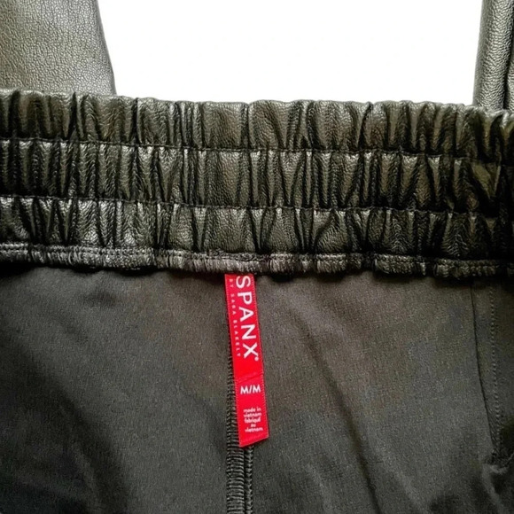 NWT Spanx Leather Like Jogger Pants - Picture 3 of 5